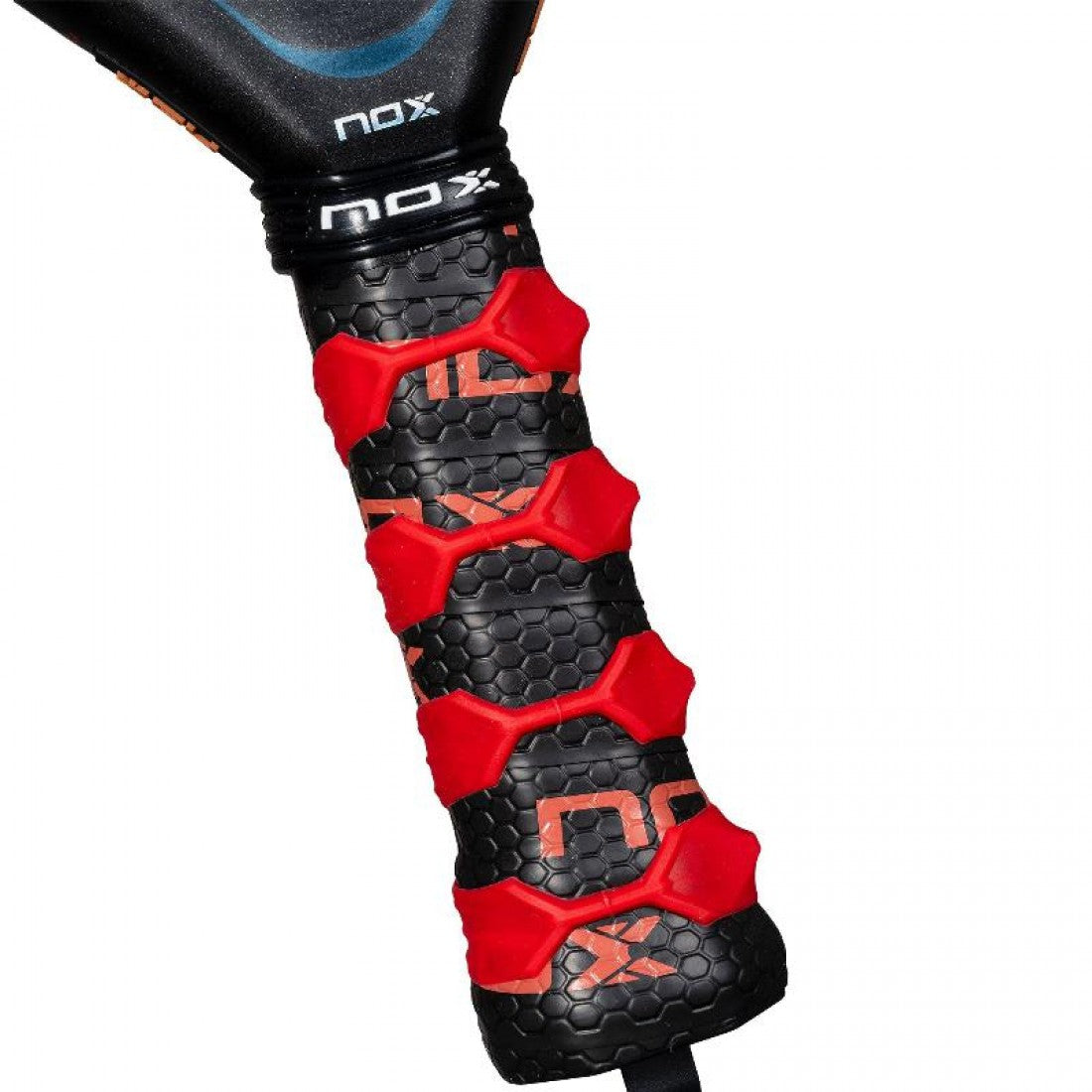 Padel Racket Nox AT10 Attack 18K Alum 2025 by Agustin Tapia